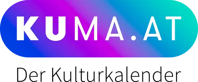 KUMA.at Logo mit buntem Farbverlauf, Förderung von Kunst und Kultur in Eibiswald.